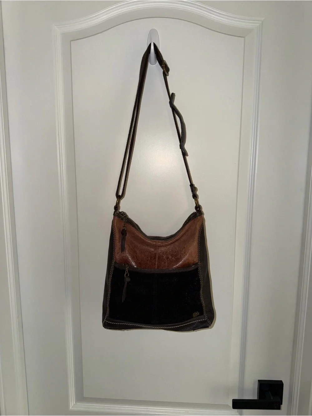 The Sak Colorblock Leather Suede Hobo Crossbody Bag Brown Black Boho Bag